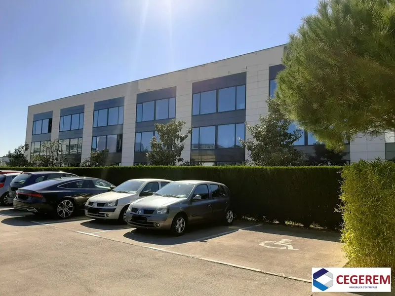 BUREAUX CLIMATISES A PARTIR DE 20 M2 A LOUER A LIEUSAINT  
