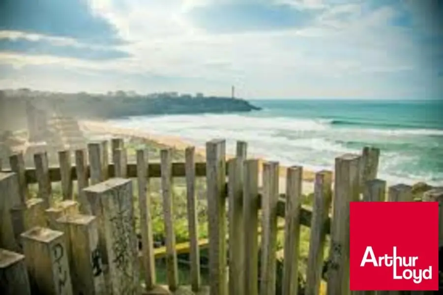 Fonds de commerce à vendre - Restauration - Anglet (64600) - 693 760 €