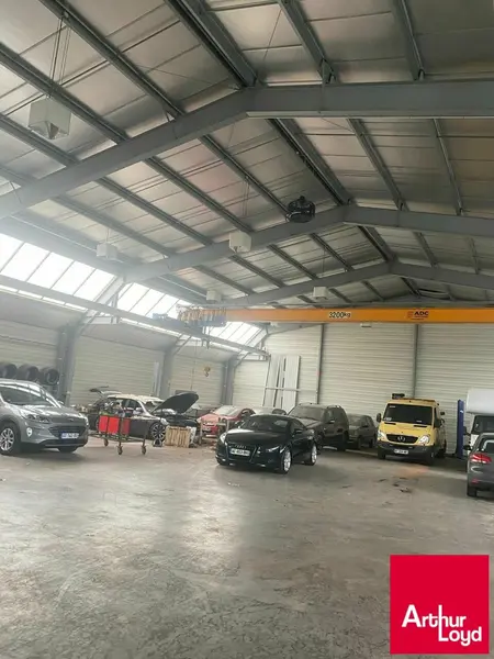 ANGLET Maignon, local d'activités/entrepôt de 600 m²