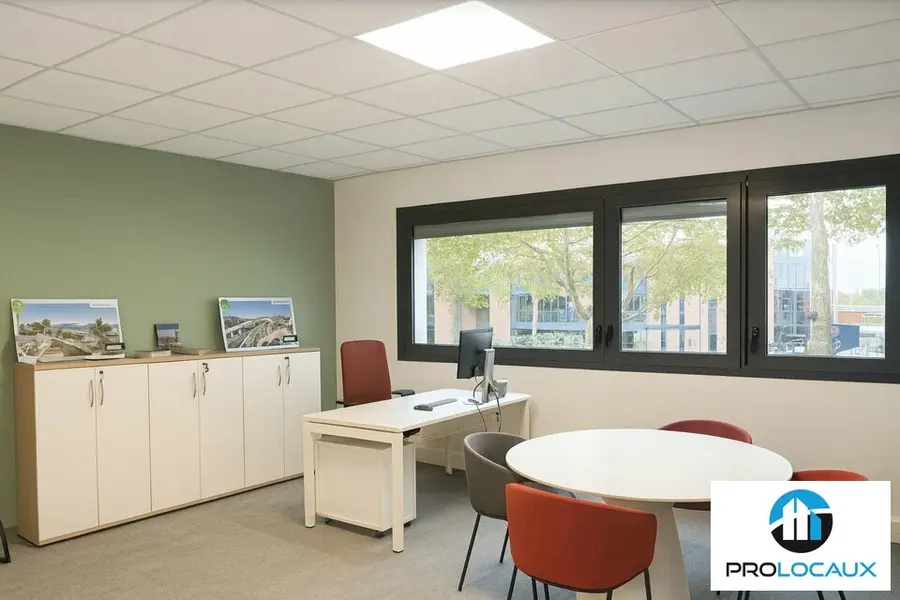 A vendre Locaux d'activité 1480m² Camon