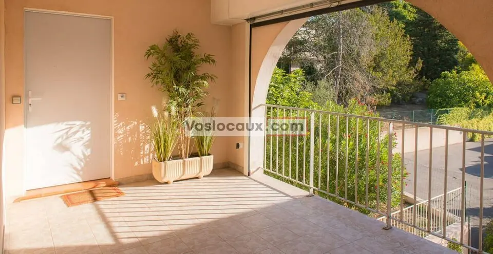 Bureau à louer - Mouans-Sartoux (06370) - 118 m² - 1 555 €/mois