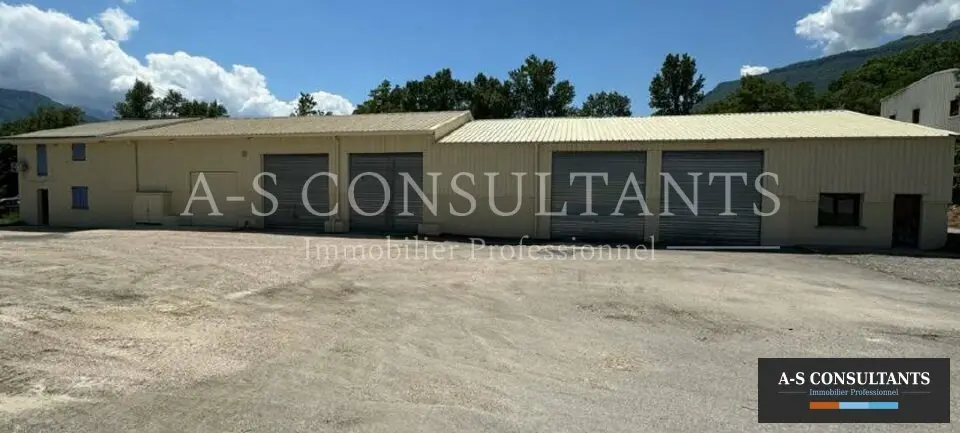 Entrepôt / Activité à louer - Saint-Vincent-De-Mercuze (38660) - 600 m² - 4 0...