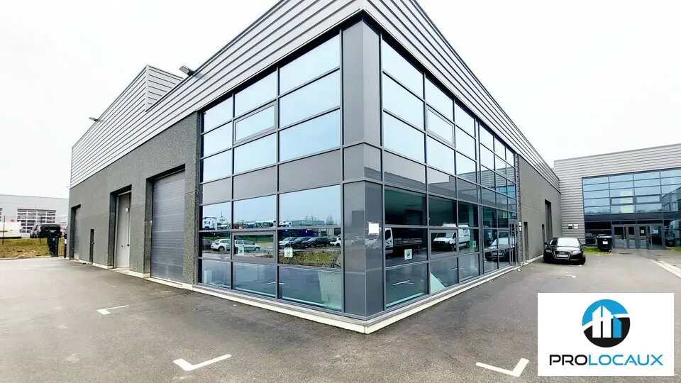 A louer Locaux d'activité 200m² Longueau