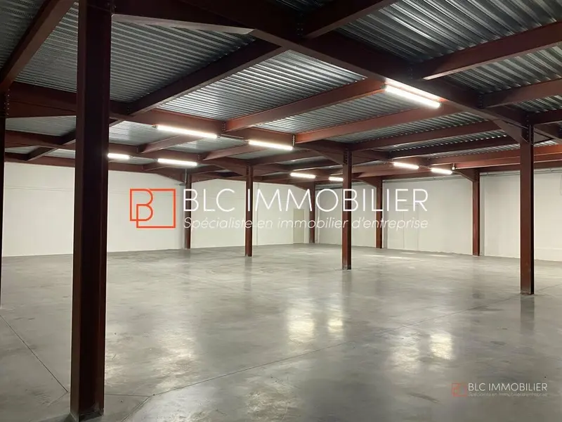 Entrepôt / Activité à louer - Marseille 10 (13010) - 180 m² - 4 500 €/mois