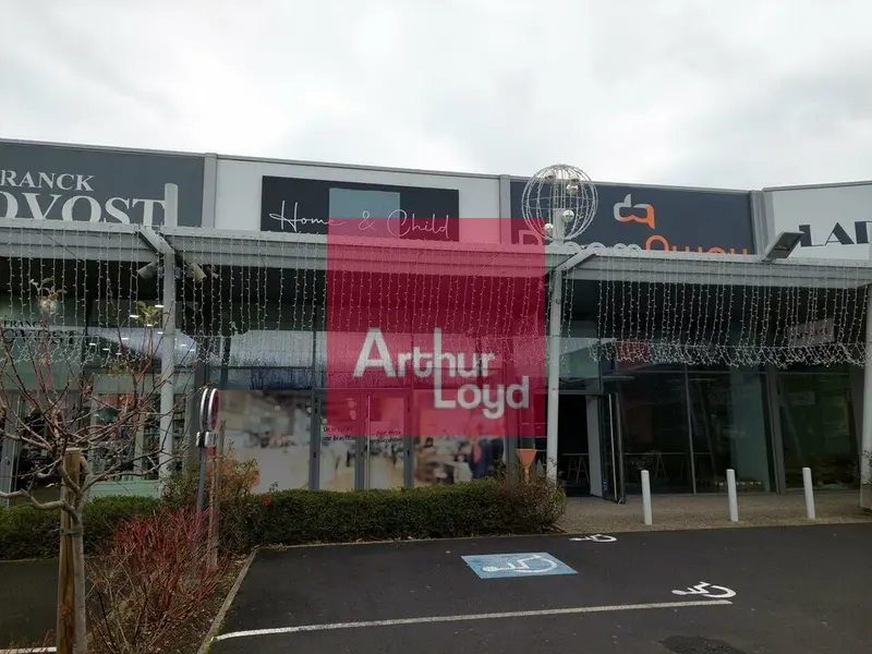 Local Commercial à louer - Aubière (63170) - 149 m² - 2 050 €/mois