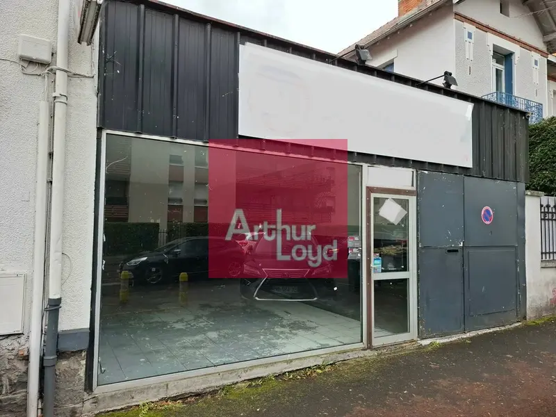 CLERMONT-FERRAND A VENDRE LOCAL COMMERCIAL 100 M²