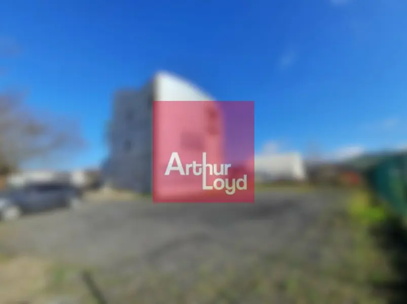 Bureau à vendre - Issoire (63500) - 450 m²