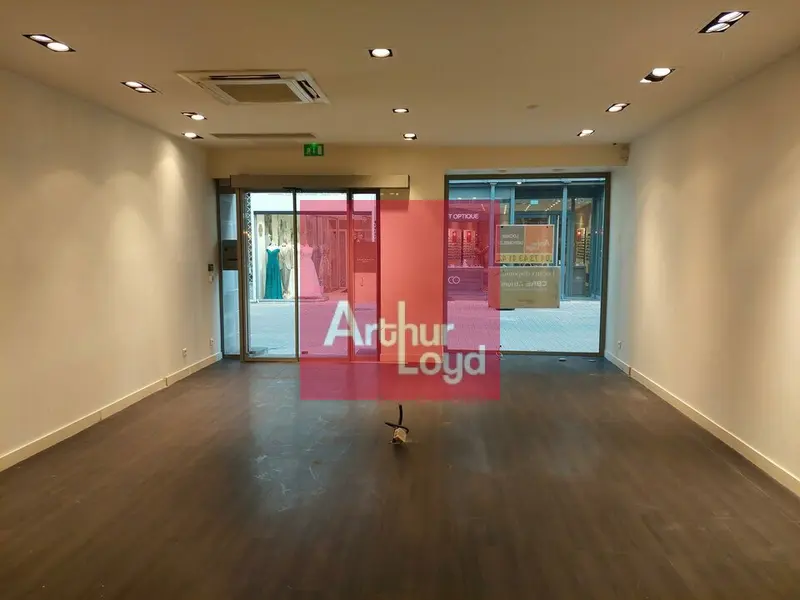 Local Commercial à louer - Clermont-Ferrand (63000) - 103 m² - 2 500 €/mois