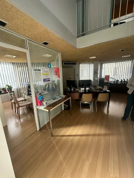 plateau aménageables - centre-ville - parking 