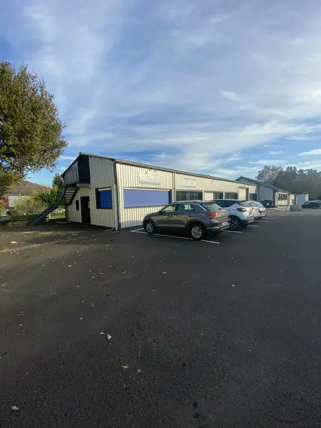A louer Locaux d'activité 300m² Malemort