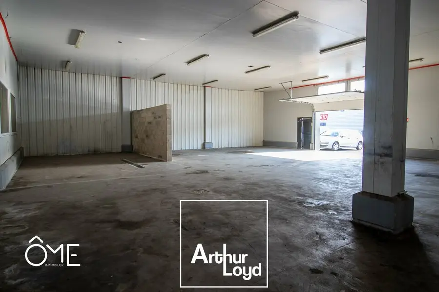 Entrepôt / Activité à louer - Brive-La-Gaillarde (19100) - 220 m² - 1 560 €/mois