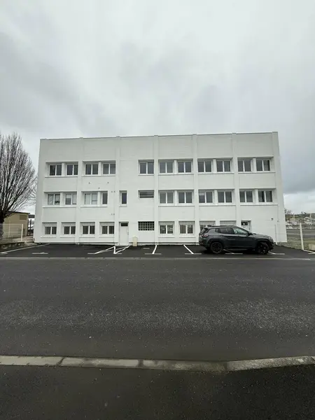 A louer Bureaux 558m² Malemort