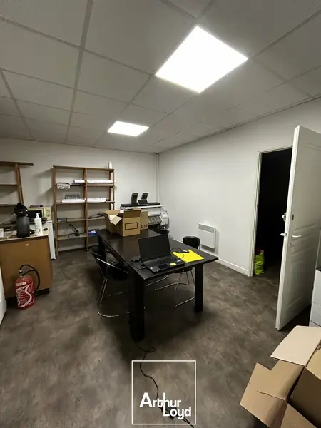 Bureau à louer - Brive-La-Gaillarde (19100) - 70 m² - 410 €/mois