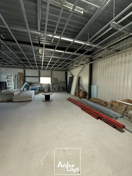 Bureau à louer - Brive-La-Gaillarde (19100) - 100 m² - 1 600 €/mois