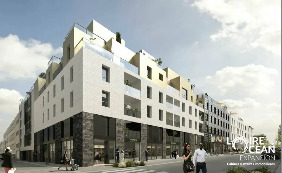 EMPLACEMENT STRATÉGIQUE - CARRÉ NAPOLÉON