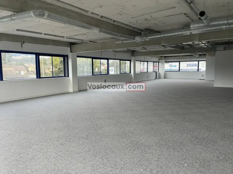 Bureau à louer - Grasse (06130) - 558 m² - 6 975 €/mois