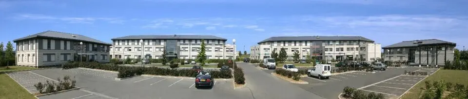 Bureau à louer - Magny-Le-Hongre (77700) - 400 m² - 6 000 €/mois