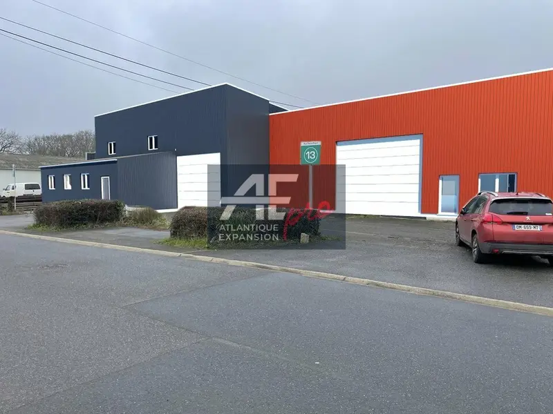 Entrepôt / Activité à louer - Saint-Nazaire (44600) - 742 m² - 5 255 €/mois