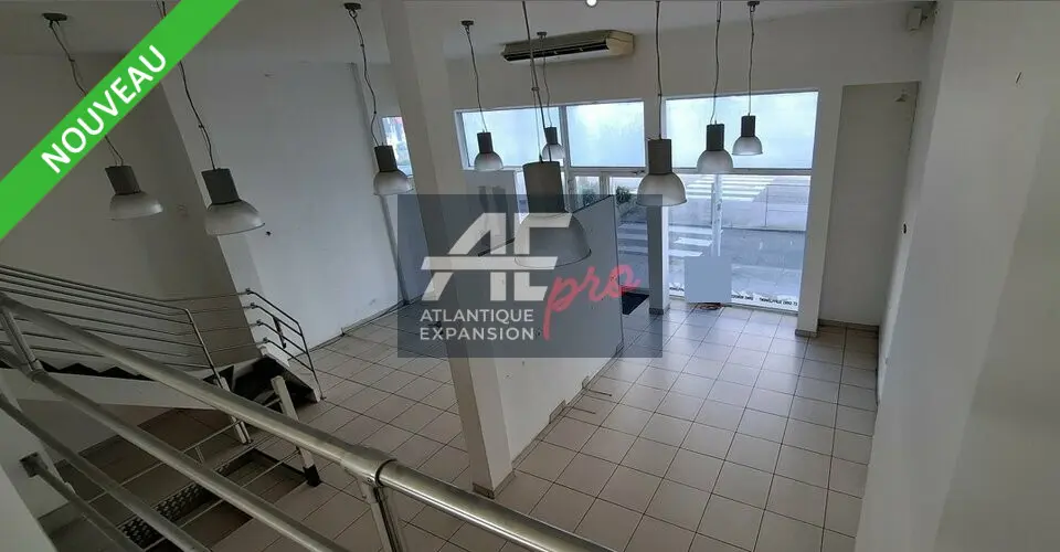 Local commercial à louer, 116m² par Atlantique Expansion Pro