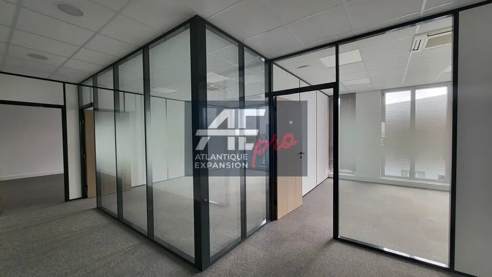 A louer Bureaux 816m² Saint-Nazaire