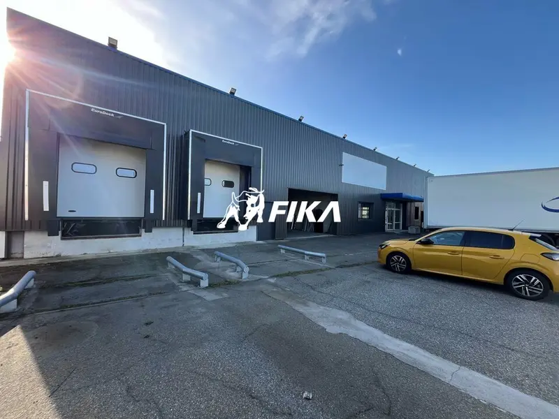  LOCAL D'ACTIVITÉ/ENTREPOT  1 784 m² A VENDRE  - TOULOUSE - 31100