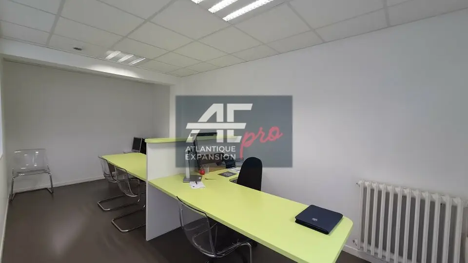 Bureau à louer - Saint-Nazaire (44600) - 459 m² - 4 168 €/mois