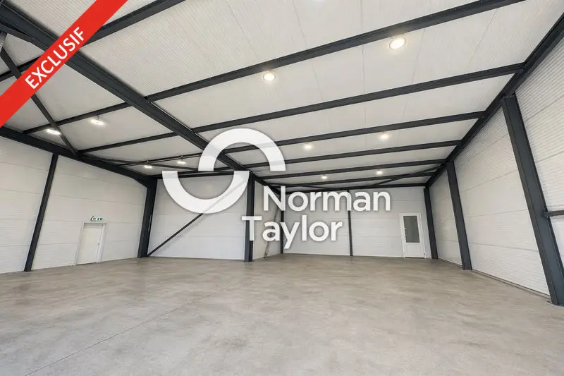 Entrepôt / Activité à vendre - Lunel (34400) - 469 m²