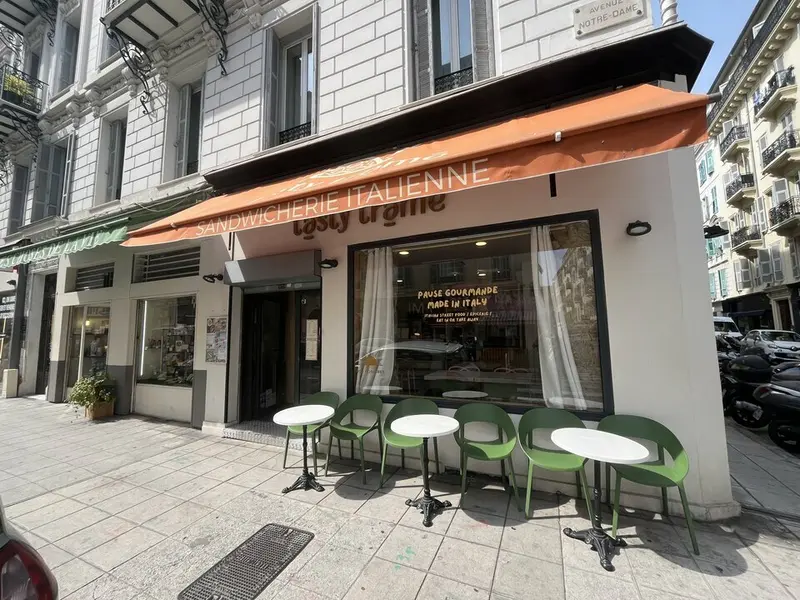 Fonds de commerce à vendre - Nice (06000) - 110 800 €