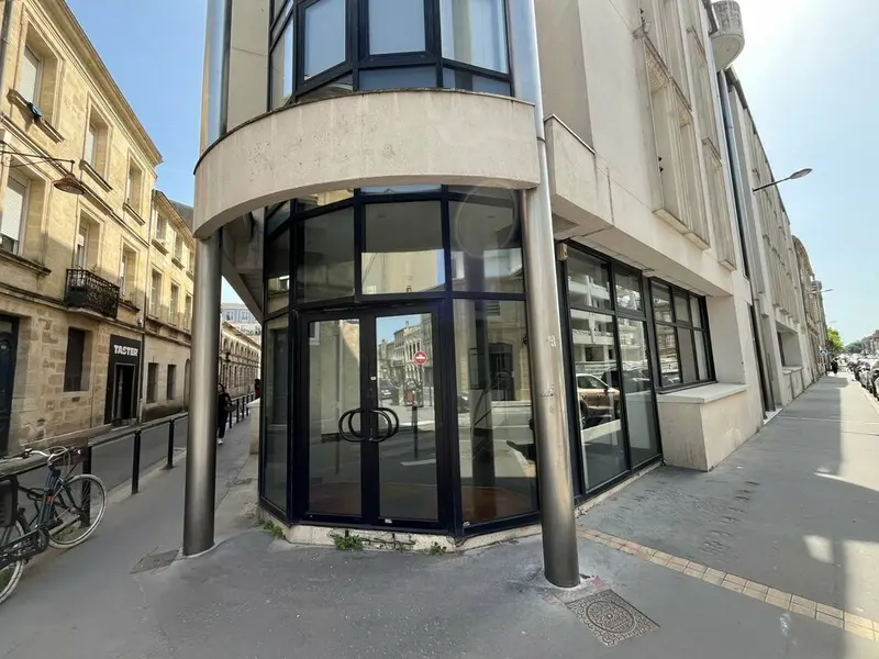 Bureau à louer - Bordeaux (33000) - 102 m² - 1 870 €/mois