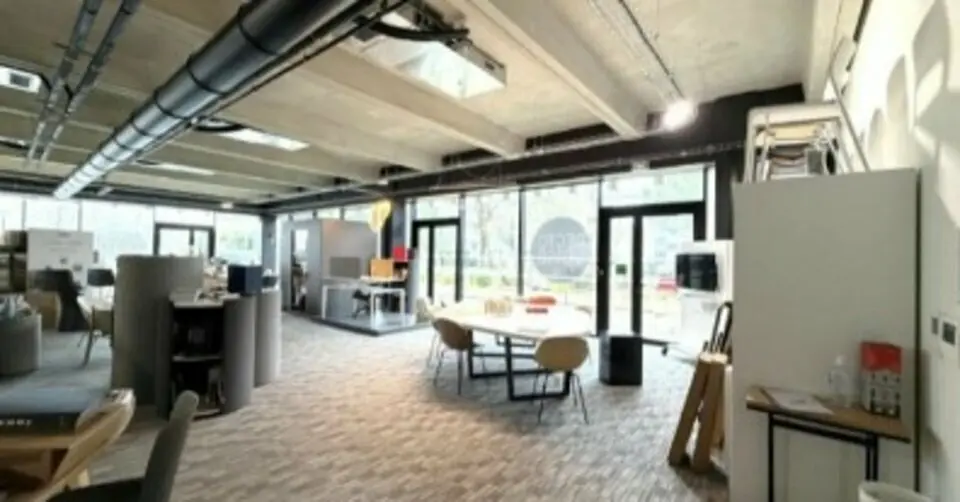 Bureau à louer - Mérignac (33700) - 273 m² - 3 870 €/mois