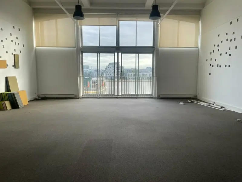 A louer Bureaux 140m² Bordeaux