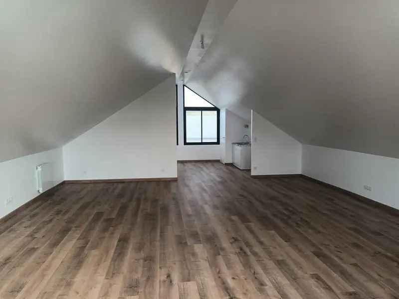 Bureau à louer - Criquebeuf-Sur-Seine (27340) - 52 m² - 550 €/mois
