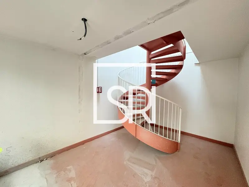 Local Commercial à louer - Clermont-Ferrand (63000) - 284 m² - 2 850 €/mois