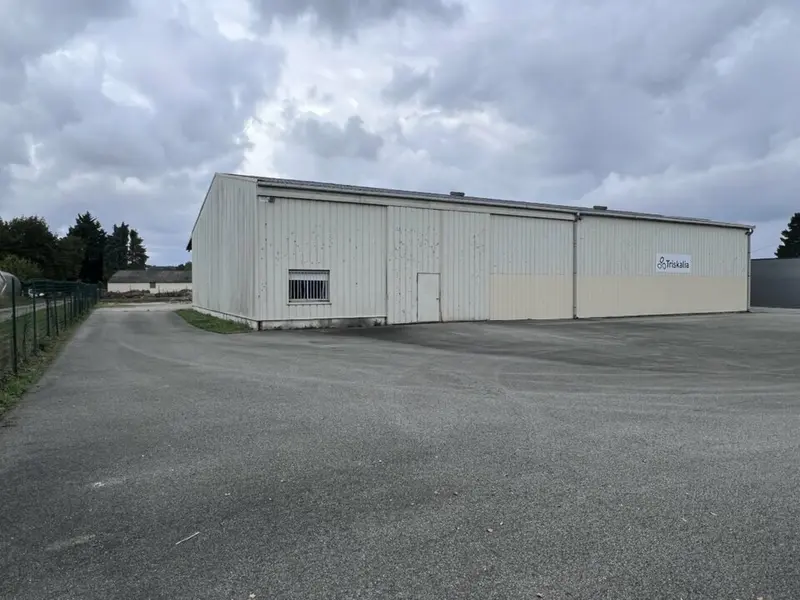 A louer Locaux d'activité 885m² Caudan