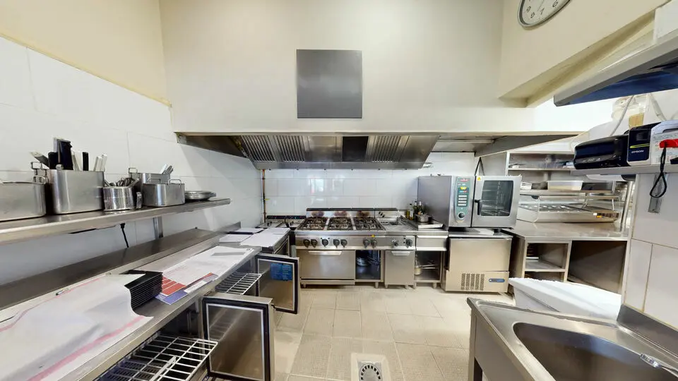 Fonds de commerce à vendre - Restauration - Nice (06300) - 450 000 €