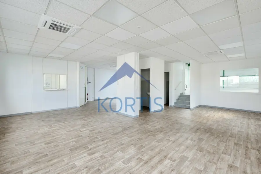 À louer : 1 lot de bureaux