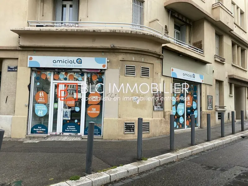 LOCAL COMMERCIAL A LOUER 95 m2 13004 MARSEILLE 