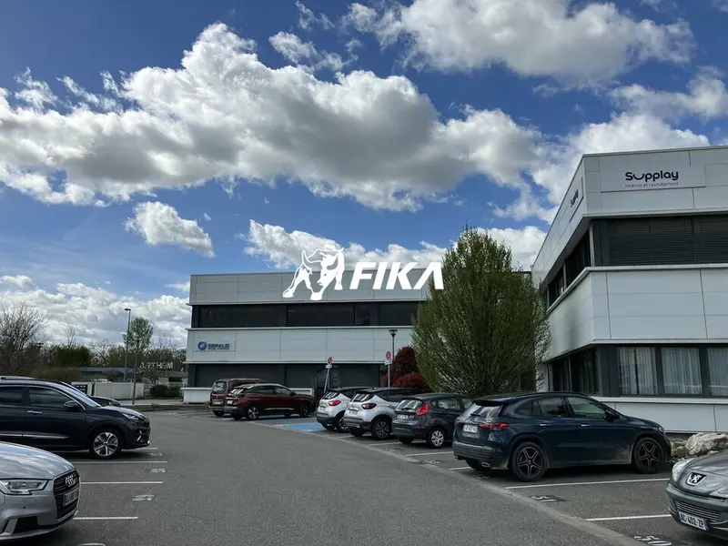 A LOUER BUREAUX 138 m² - (31600) MURET