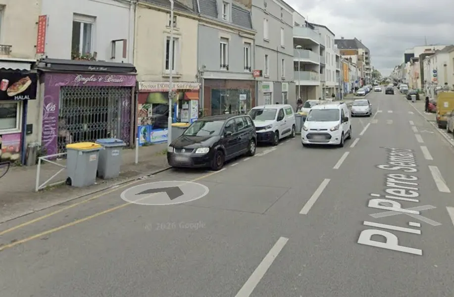 A LOUER - EMPLACEMENT N°1 - REZE