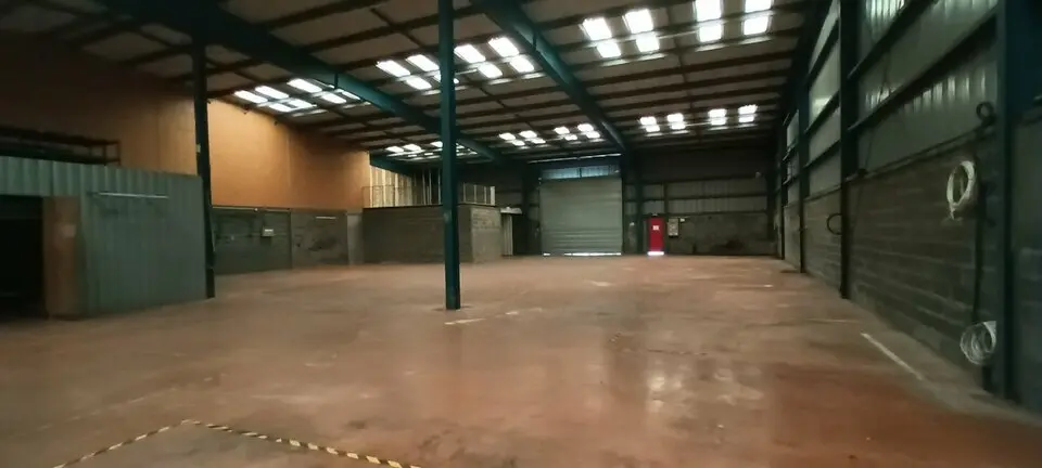 Entrepôt / Activité à louer - Gonfreville-L'Orcher (76700) - 950 m² - 6 333 €...