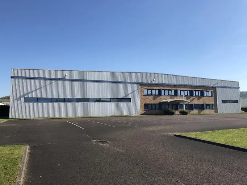 Entrepôt / Activité à louer - Saint-Vigor-D'Ymonville (76430) - 2750 m² - 10 ...