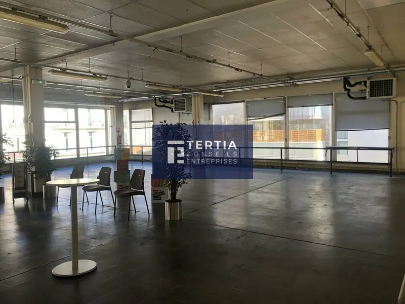 LOCAUX CENTRE VILLE - BEZIERS - OFFRE RARE