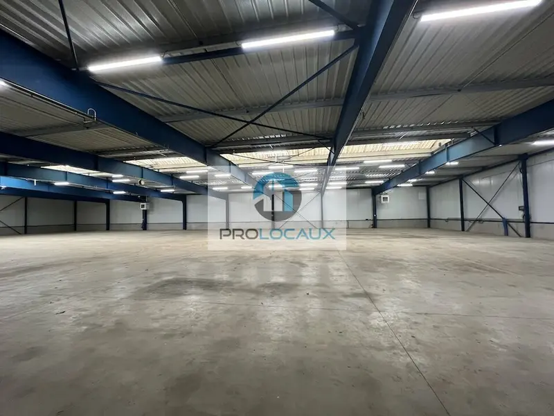 A vendre Locaux d'activité 1700m² Fresnoy-lès-Roye