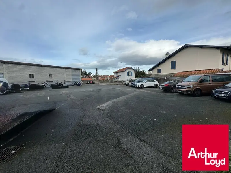 A louer Locaux d'activité 310m² Anglet