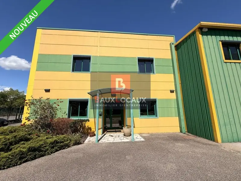 A louer Locaux d'activité 980m² Monteux