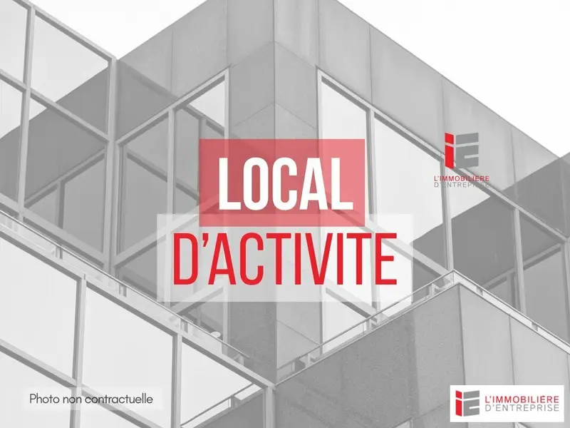 LOCATION  LOCAL D'ACTIVITÉ  980 m²  PLANCOËT