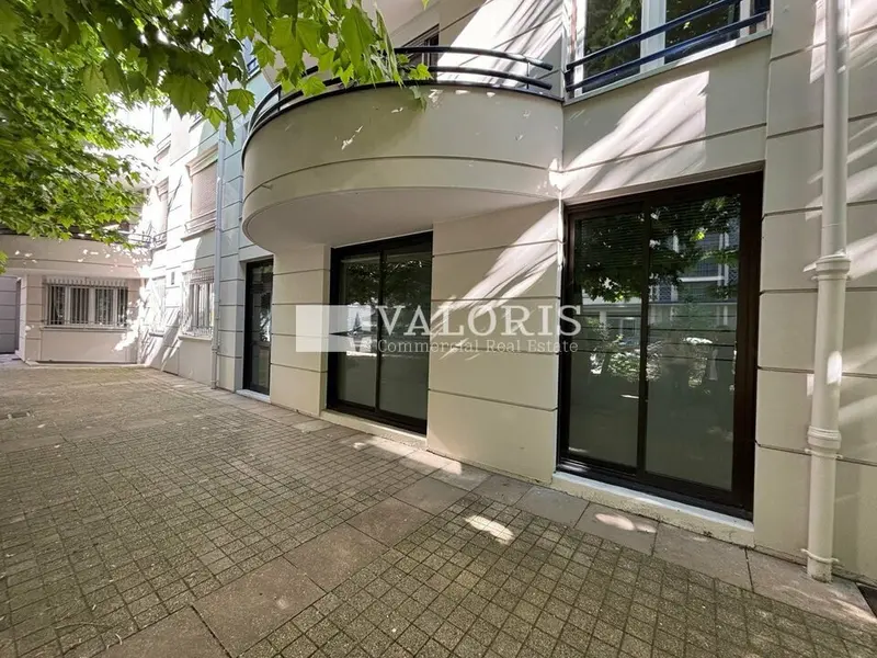 Local Commercial à louer - Lyon 06 (69006) - 132 m² - 2 166 €/mois