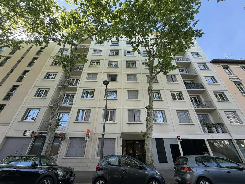Entrepôt / Activité à louer - Lyon 03 (69003) - 60 m² - 1 200 €/mois