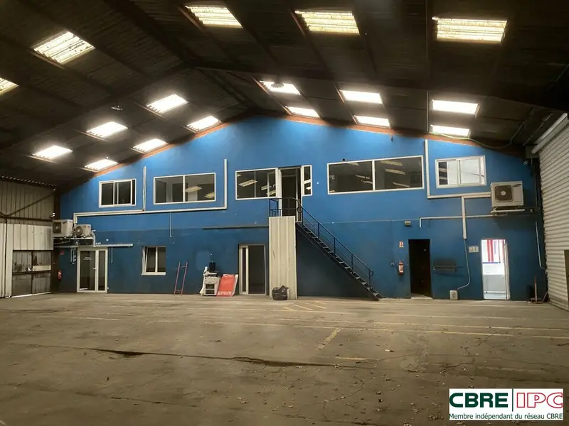 Entrepôt / Activité à louer - Mont-De-Marsan (40000) - 2566 m² - 12 500 €/mois