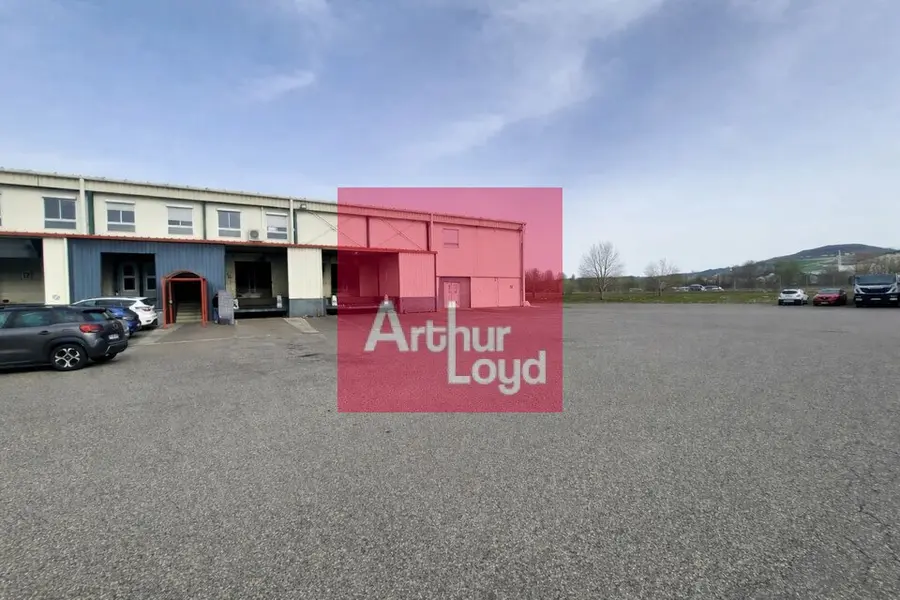 Entrepôt / Activité à louer - Cournon-D'Auvergne (63800) - 1785 m² - 6 250 €/...